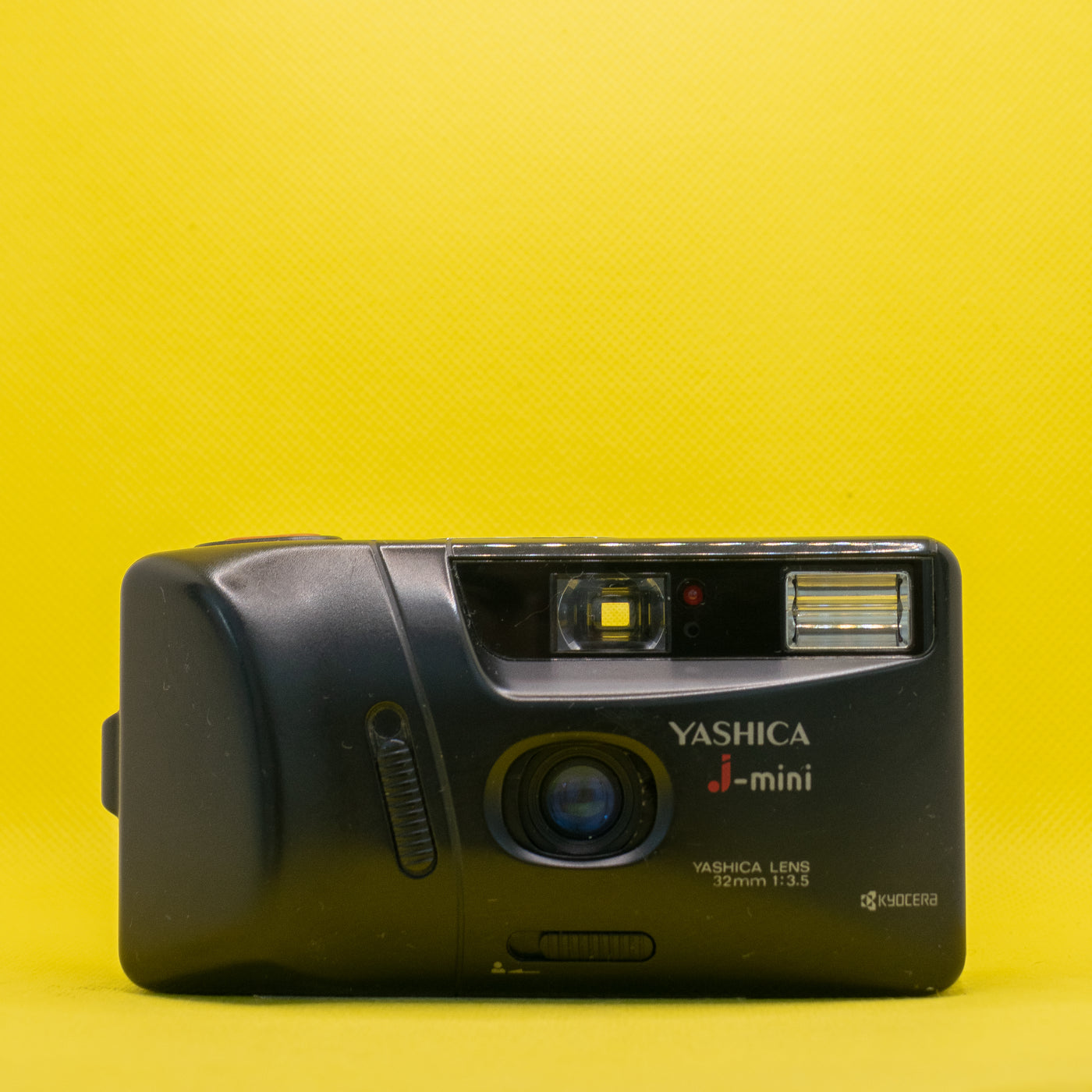 Yashica J Mini F3.5 - 35mm Compact Film Camera · imagen principal