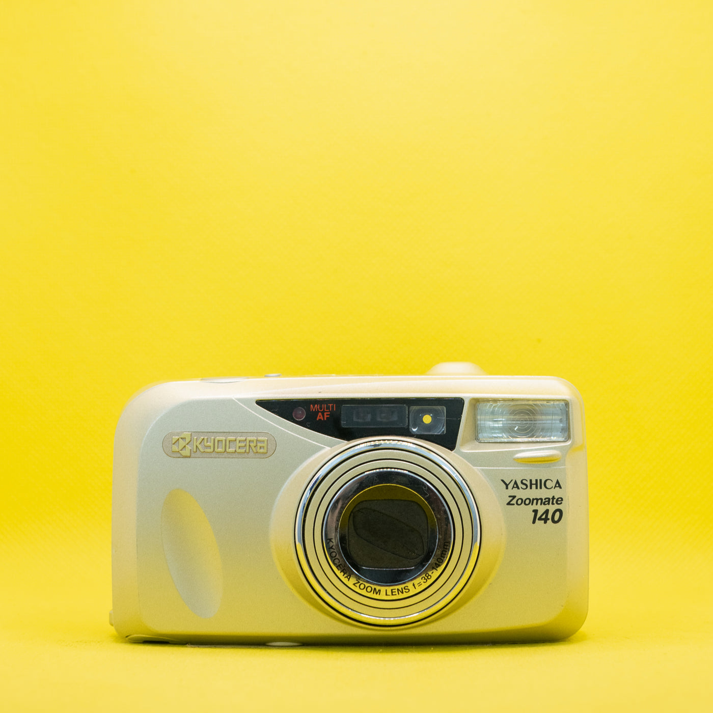 Yashica Zoomate 140 (Versão Premium Kyocera) - Câmera Compacta de Filme 35mm · imagem principal